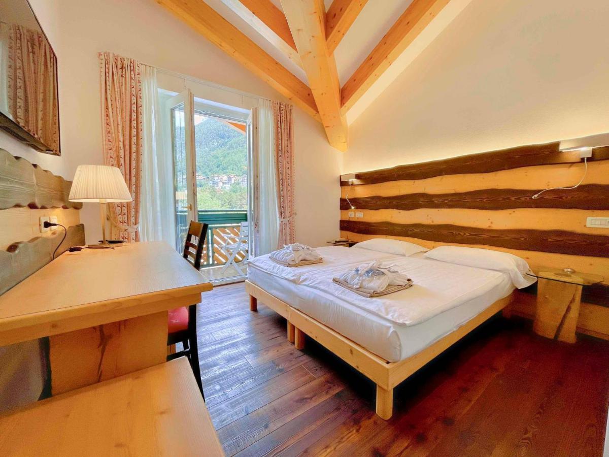 Alledolomiti Boutique Lake Hotel - Adults Friendly Molveno Exteriör bild